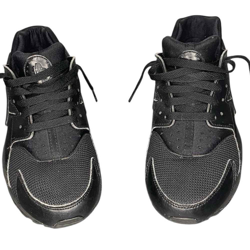 Nike Huarache Black Athletic Shoes-Size 7Y